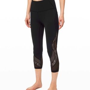 Lululemon Wunder Under Crop 21" *Lace Leggings